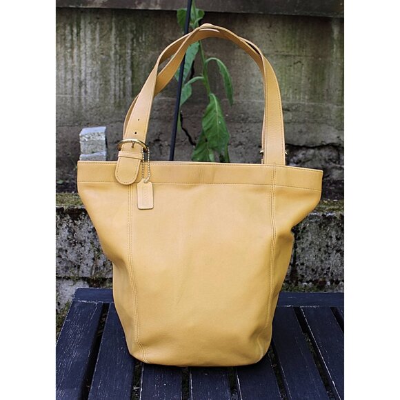 Coach Vintage - Soho Duffle Sac (Weekender) 4082 in Banana, Costa Rica 90s - Picture 1 of 13